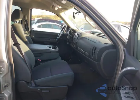 2009 Chevrolet Silverado 1500 Lt из США, поврежденный, VIN 3GCEC23J29G226546